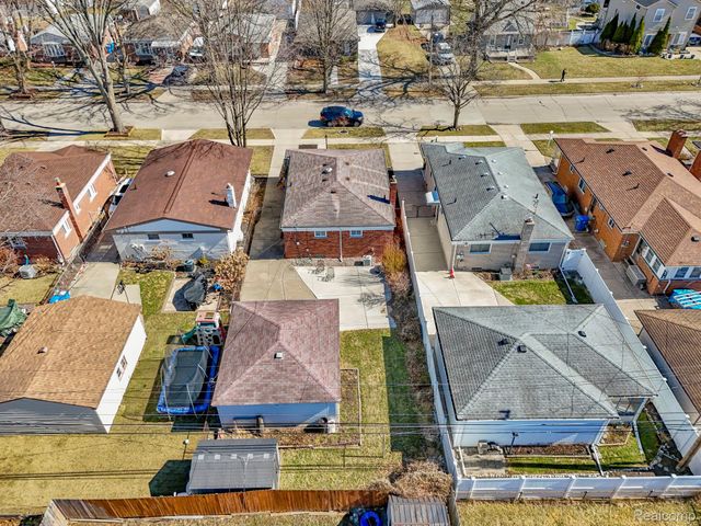 4142 Gertrude Street, Dearborn Heights, MI 48125