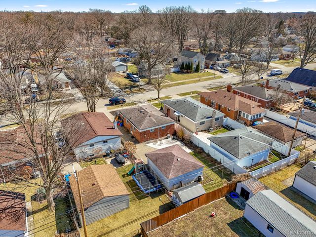 4142 Gertrude Street, Dearborn Heights, MI 48125