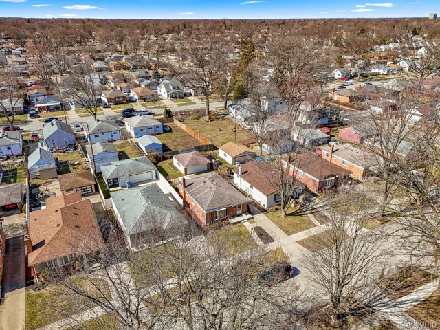 4142 Gertrude Street, Dearborn Heights, MI 48125