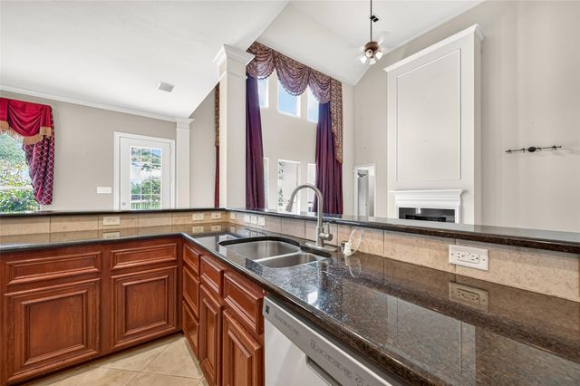 2313 Delta Bridge Drive, Pearland, TX 77584