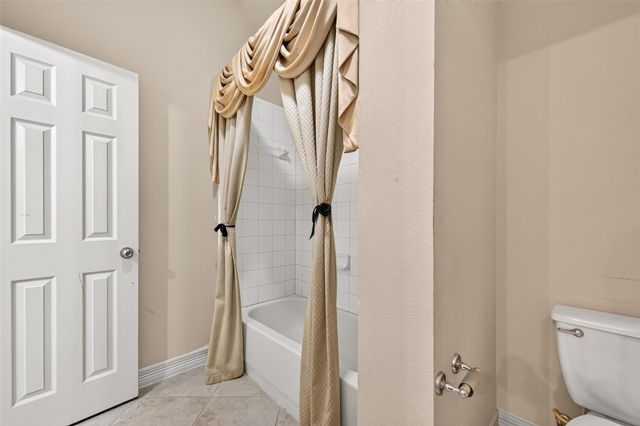 2313 Delta Bridge Drive, Pearland, TX 77584