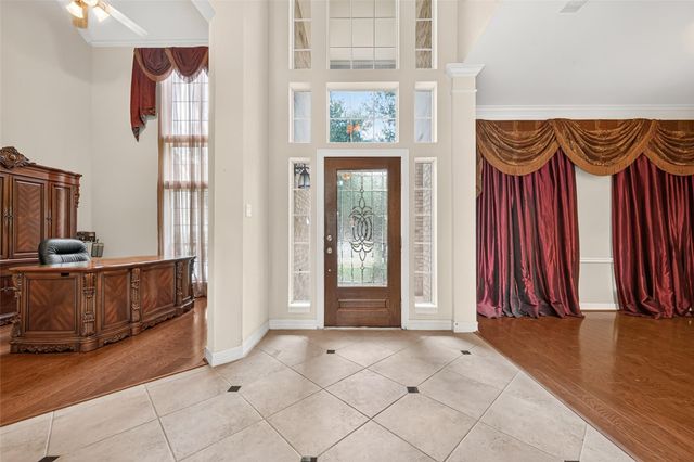2313 Delta Bridge Drive, Pearland, TX 77584