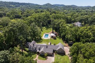 4911 Sewanee Rd, Nashville, TN 37220