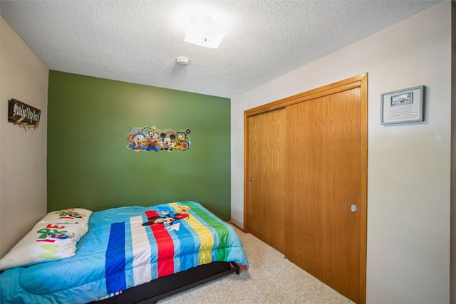 4709 80th Place, Urbandale, IA 50322