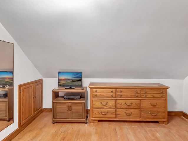 19 Saville St, Saugus, MA 01906