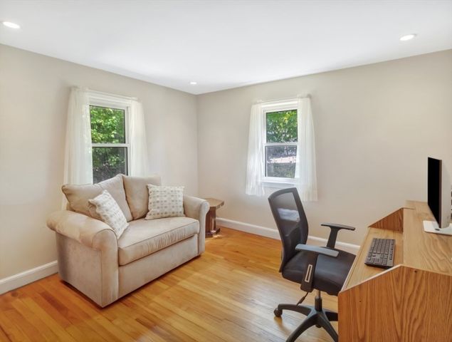 19 Saville St, Saugus, MA 01906