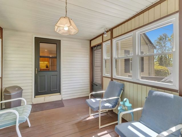 19 Saville St, Saugus, MA 01906