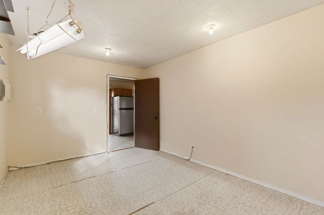 1711 Avenida Cristobal Colon, Santa Fe, NM 87501