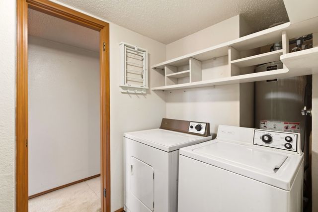 1711 Avenida Cristobal Colon, Santa Fe, NM 87501