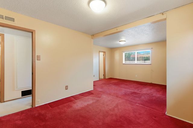 1711 Avenida Cristobal Colon, Santa Fe, NM 87501