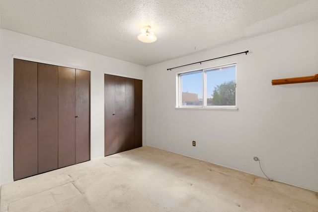 1711 Avenida Cristobal Colon, Santa Fe, NM 87501