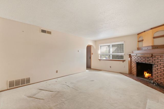 1711 Avenida Cristobal Colon, Santa Fe, NM 87501