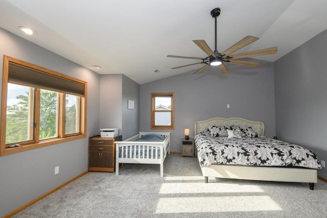 1497 Sunnyridge ROAD, Pewaukee, WI 53072