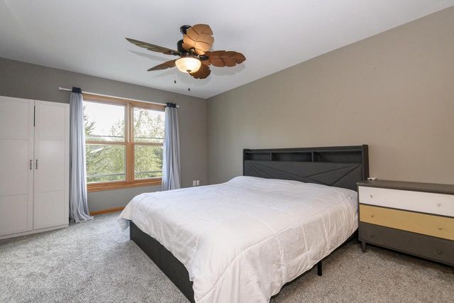1497 Sunnyridge ROAD, Pewaukee, WI 53072