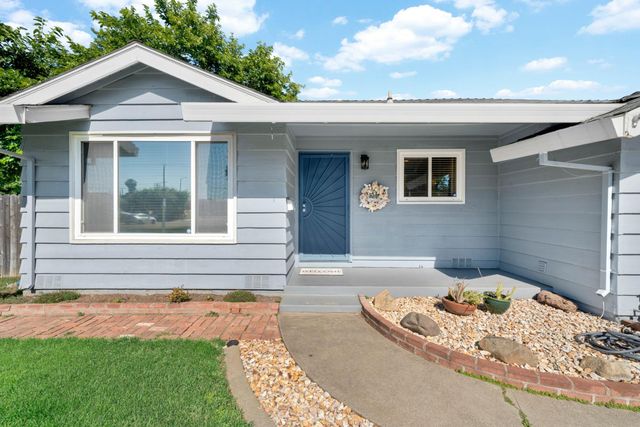 3001 Ramsgate Way, Rancho Cordova, CA 95670