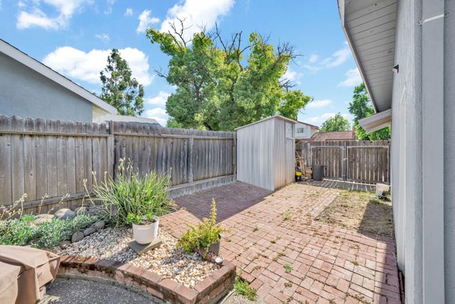 3001 Ramsgate Way, Rancho Cordova, CA 95670