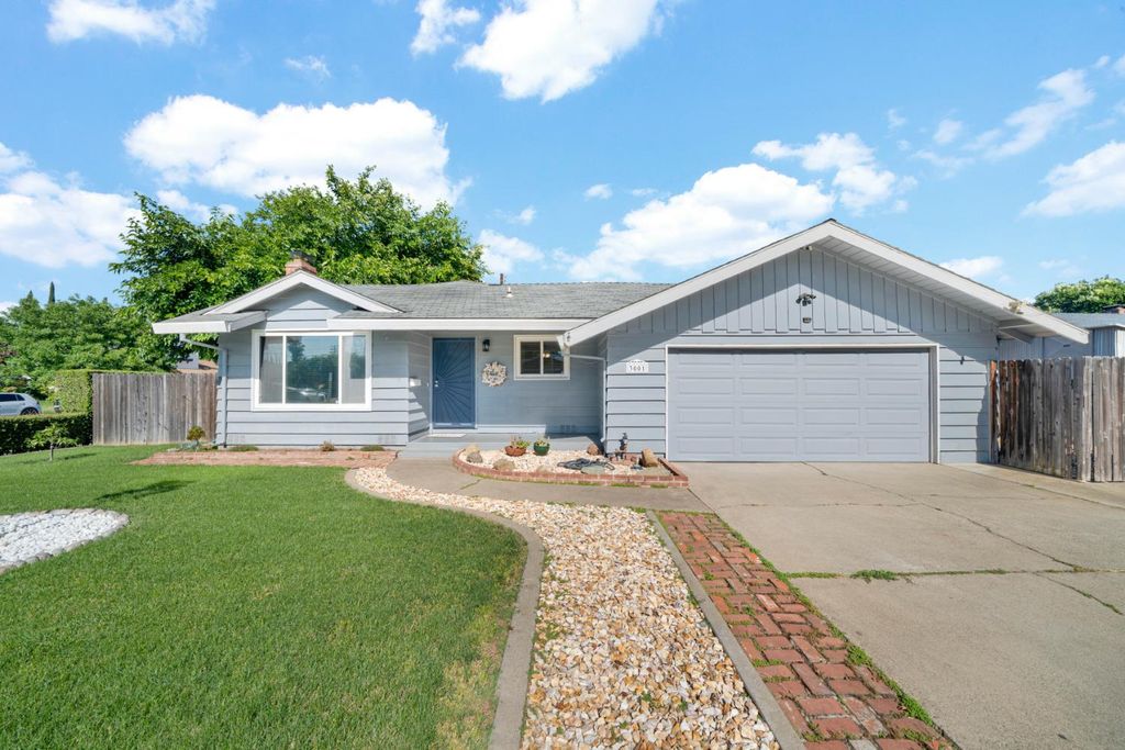3001 Ramsgate Way, Rancho Cordova, CA 95670