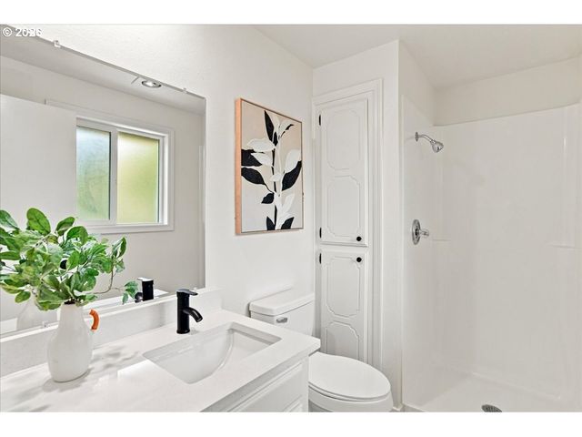 605 Ne 8TH Ave, Battle Ground, WA 98604