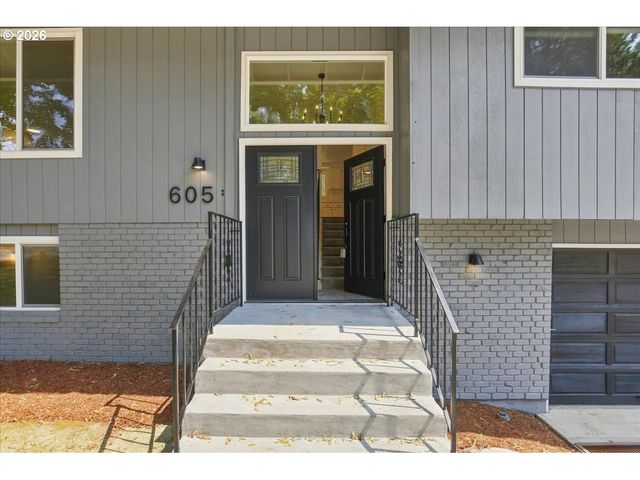 605 Ne 8TH Ave, Battle Ground, WA 98604