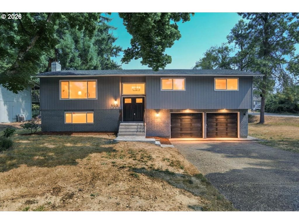 605 Ne 8TH Ave, Battle Ground, WA 98604