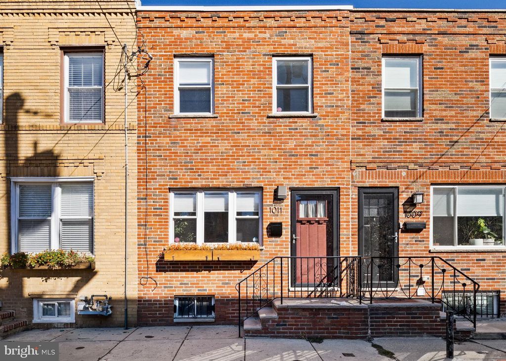 1011 WATKINS ST, Philadelphia, PA 19148