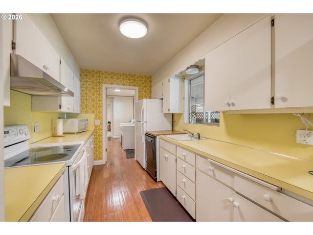 1611 CAMINO Dr, Forest Grove, OR 97116