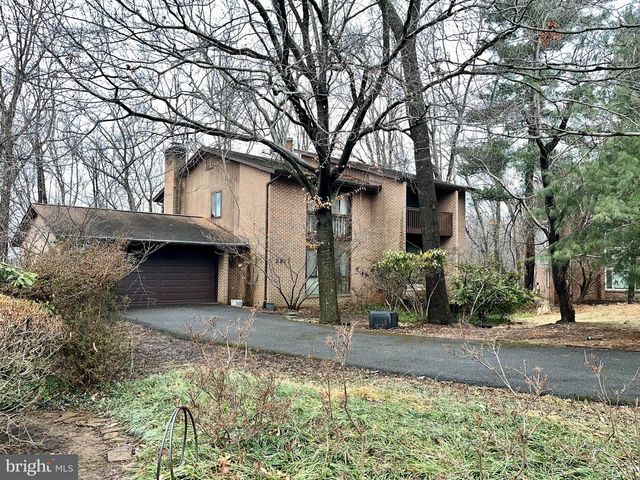 8617 CARLYNN DR, Bethesda, MD 20817