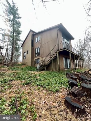 8617 CARLYNN DR, Bethesda, MD 20817