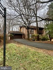 8617 CARLYNN DR, Bethesda, MD 20817