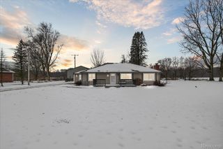 23650 Elwell Road, Belleville, MI 48111