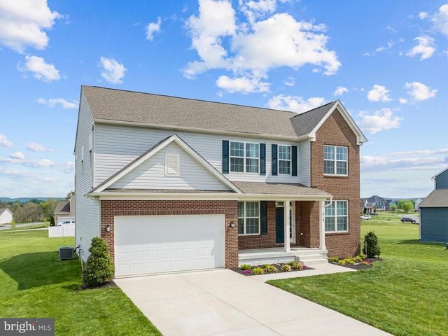 218 HAYBINE DR, Shenandoah Junction, WV 25442