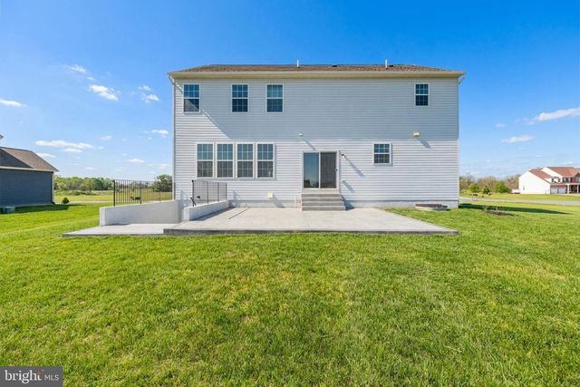218 HAYBINE DR, Shenandoah Junction, WV 25442