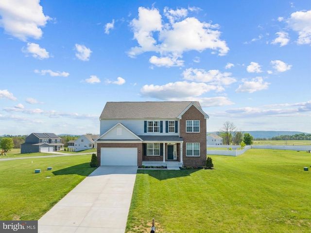 218 HAYBINE DR, Shenandoah Junction, WV 25442