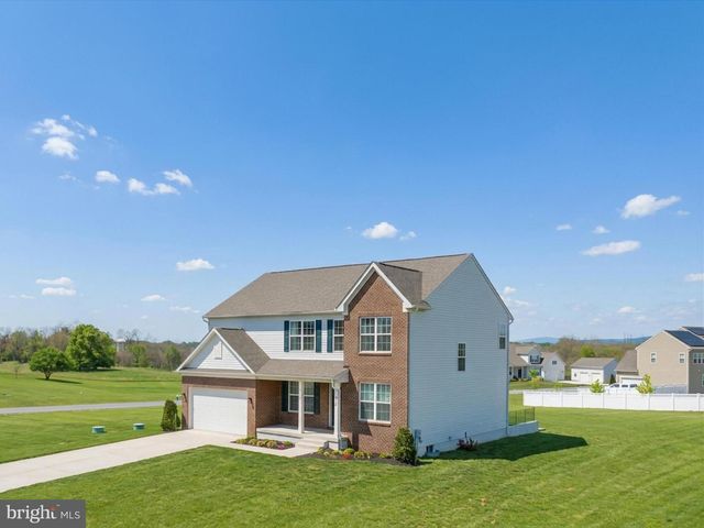 218 HAYBINE DR, Shenandoah Junction, WV 25442