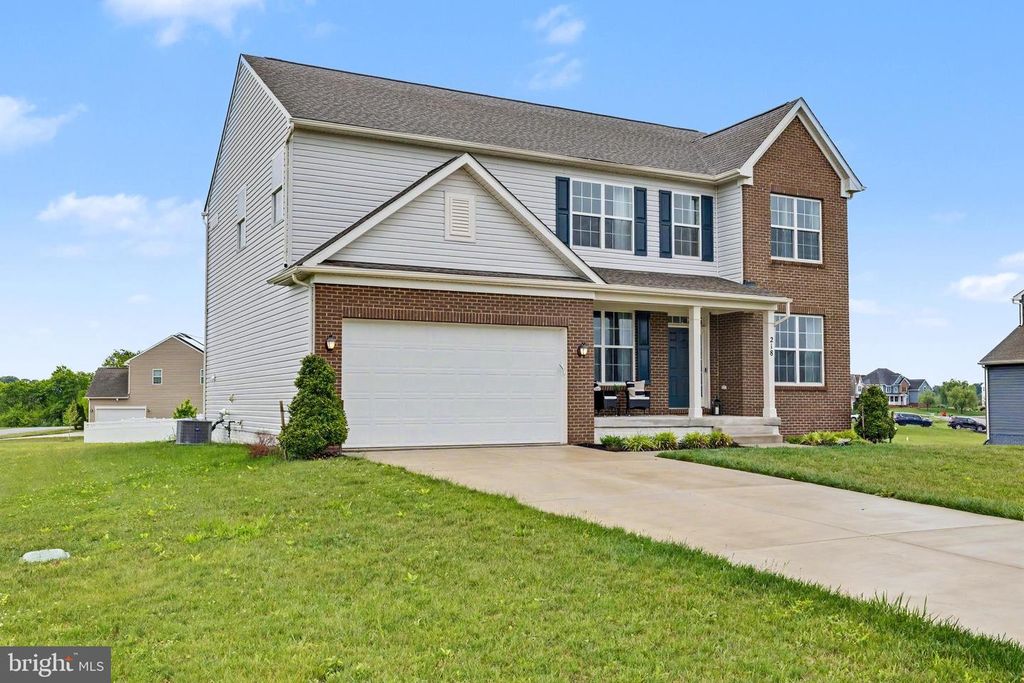 218 HAYBINE DR, Shenandoah Junction, WV 25442