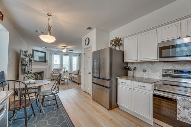 5218 Griffins Pointe Drive, Rowlett, TX 75089