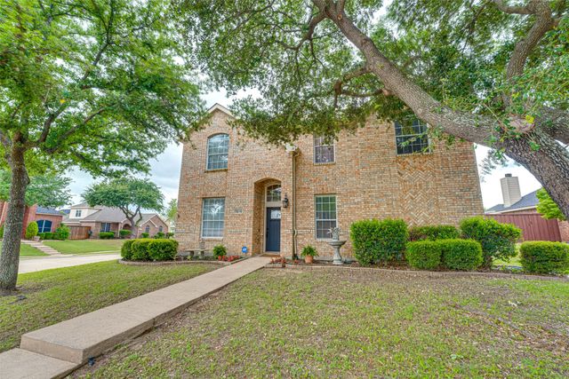 5218 Griffins Pointe Drive, Rowlett, TX 75089