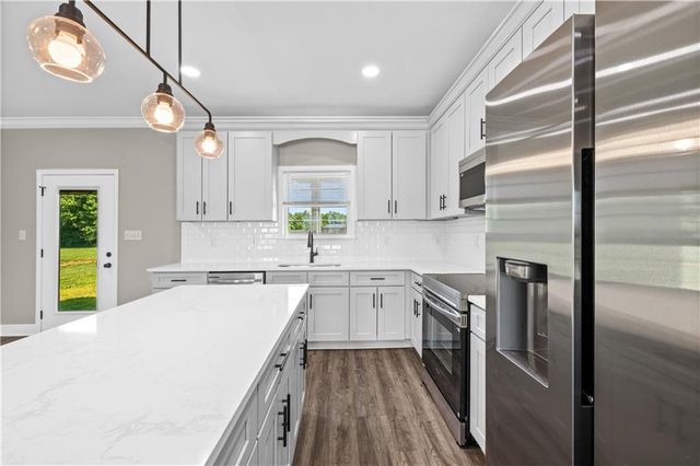 9980 Lighthouse Avenue, Grand Bay, AL 36541