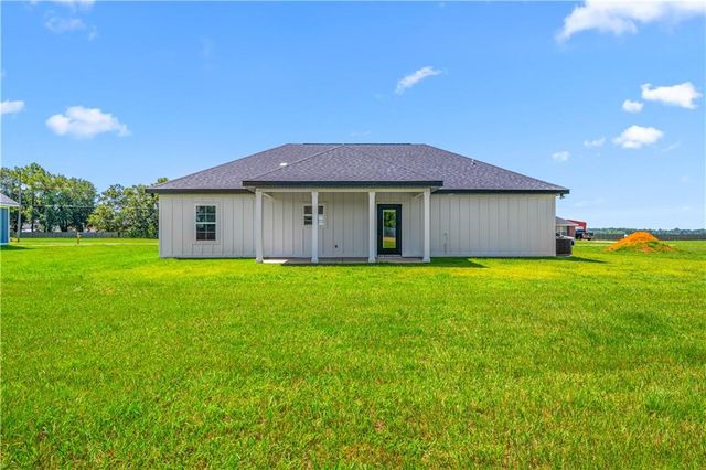 9980 Lighthouse Avenue, Grand Bay, AL 36541