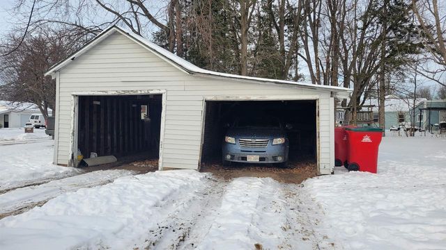 206 10TH AVENUE, Antigo, WI 54409