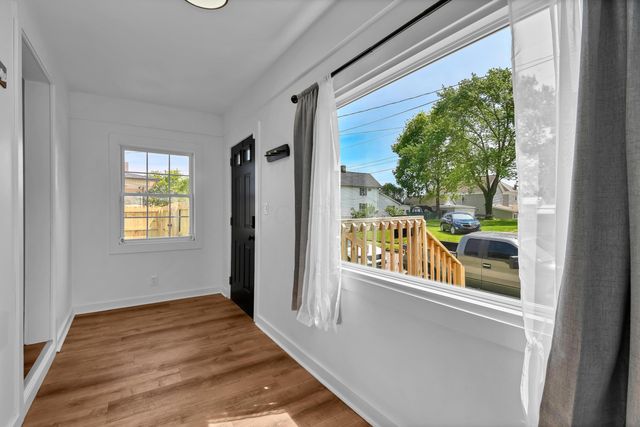 18 E Oak Street, Newark, OH 43055
