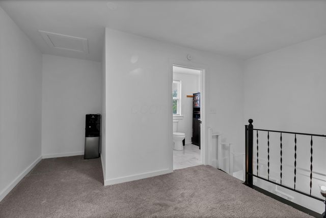 18 E Oak Street, Newark, OH 43055
