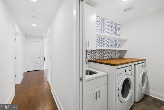 1215B PROVIDENCE RD, Towson, MD 21286