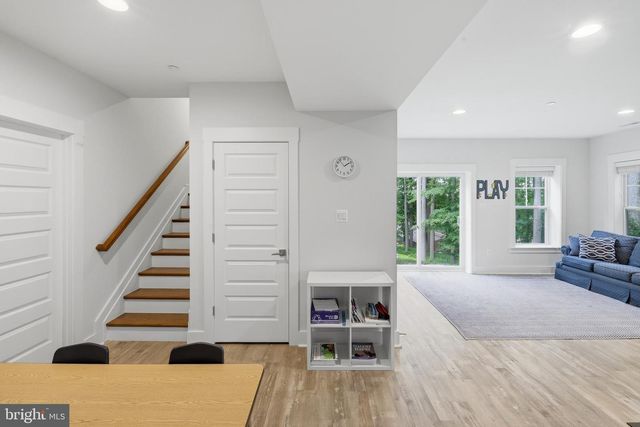 1215B PROVIDENCE RD, Towson, MD 21286