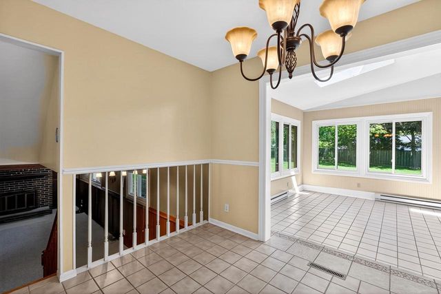 2214 STEWARD COURT, Sun Prairie, WI 53590