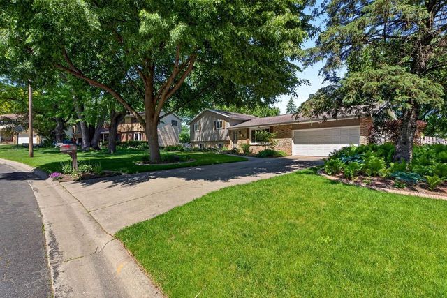 2214 STEWARD COURT, Sun Prairie, WI 53590
