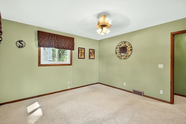2214 STEWARD COURT, Sun Prairie, WI 53590