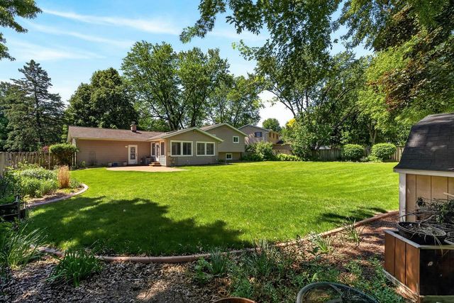 2214 STEWARD COURT, Sun Prairie, WI 53590