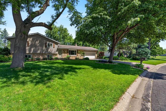 2214 STEWARD COURT, Sun Prairie, WI 53590