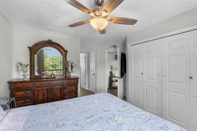 8523 Hearth Drive 19-26, Houston, TX 77054
